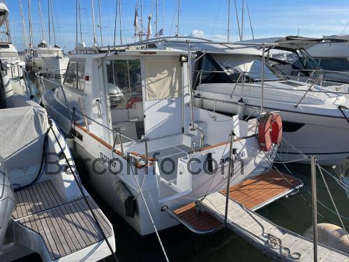 Beneteau Antares 800 ficha técnica y opiniones